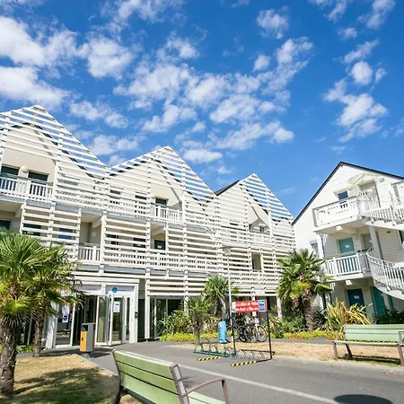 Entre Seulles & Proche Port De Plaisance * 库尔瑟勒·苏尔·梅尔