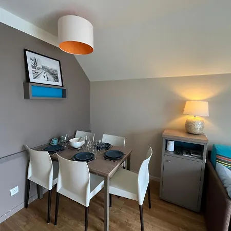 Entre Seulles & Proche Port De Plaisance