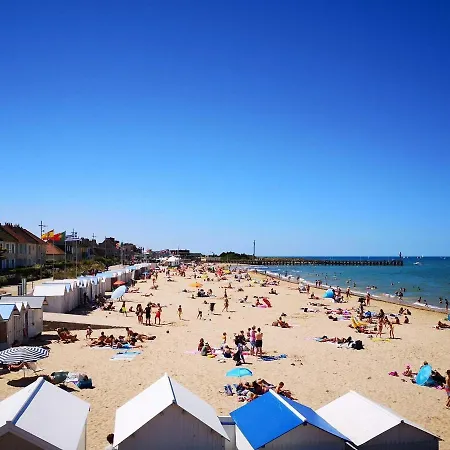 Entre Seulles & Proche Port De Plaisance * 库尔瑟勒·苏尔·梅尔