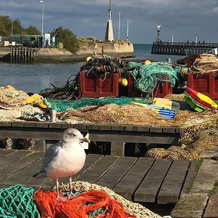 Lägenhet Entre Seulles & Proche Port De Plaisance *